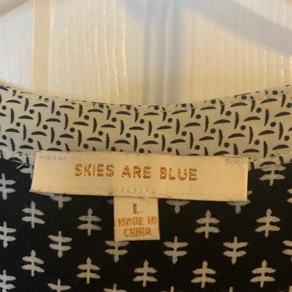 Skies Are Blue Tunic Top - Picture 5 of 7